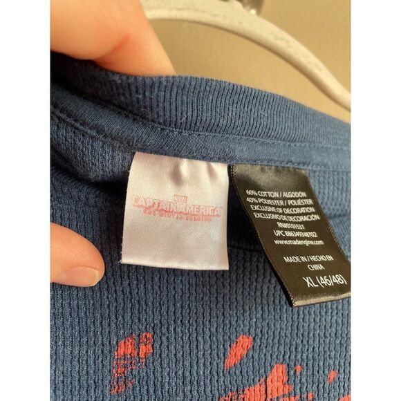 Mens' capt America long sleeve shirt - Picture 3 of 6